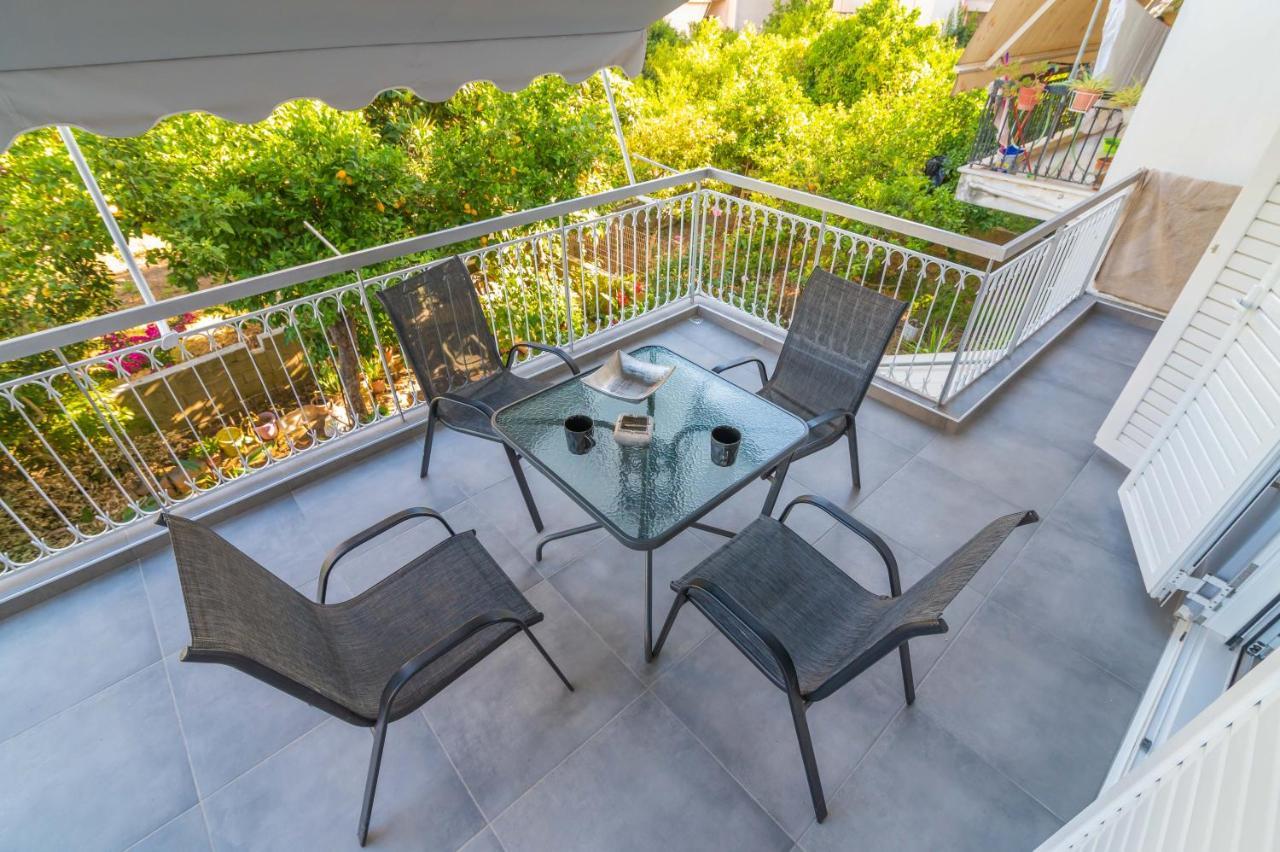 Lux Apartment Preveza Luaran gambar